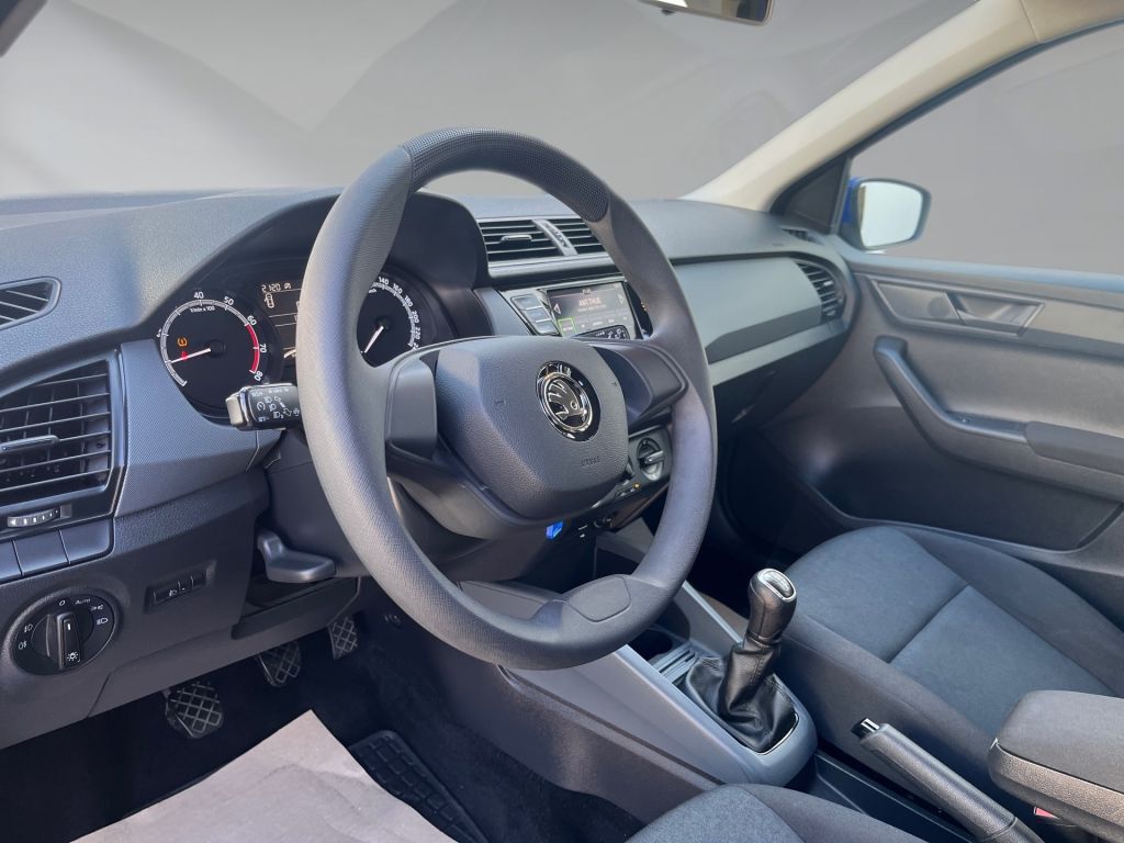 SKODA Fabia Combi 1.0 TSI Active – Bild 11