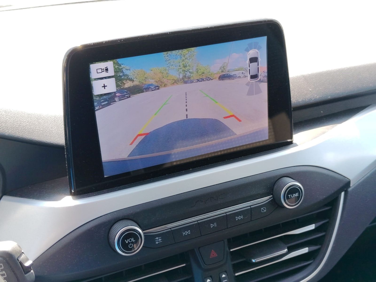 FORD Focus  Turnier 1.0 EcoBoost Cool&amp;Connect Navi – Bild 13