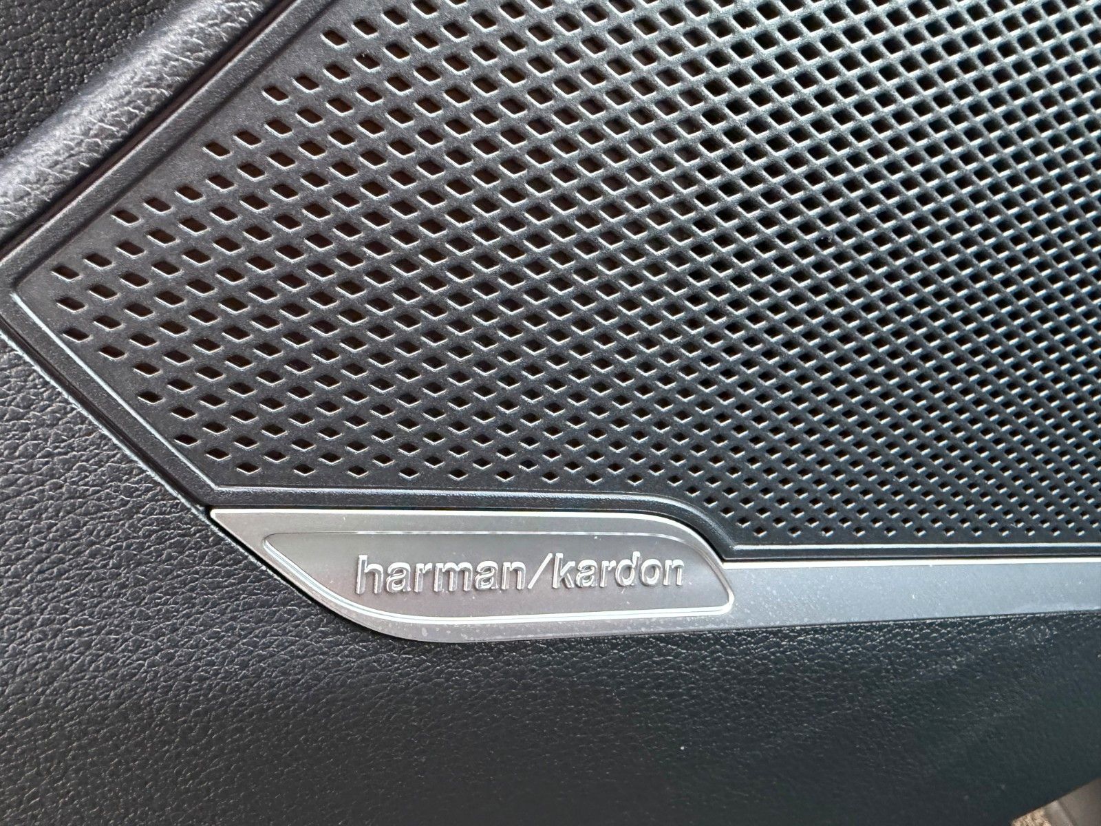 Fahrzeugabbildung Kia Sportage 1.6T 2WD DCT SPI DRIVE SOUND