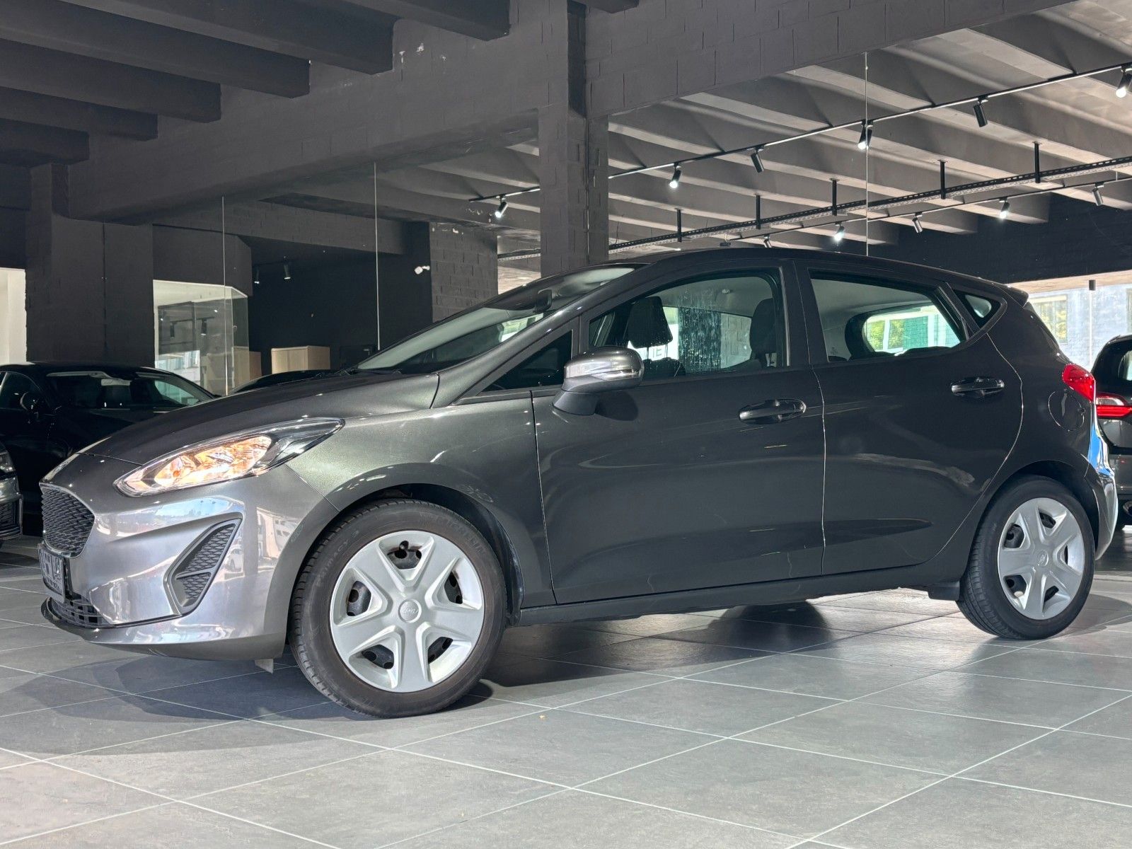 Fahrzeugabbildung Ford Fiesta Cool & Connect /Easy-Driver-Paket/TÜV NEU