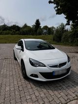 Opel Astra GTC 1.4 Turbo 2011 - Opel Astra aus 2011: Gtc