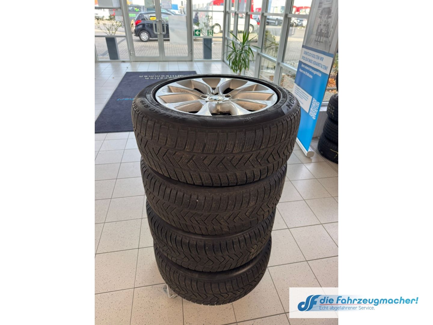 Fahrzeugabbildung BMW X5 xDrive 30 d HUD AHK-klappbar Navi Leder Memor