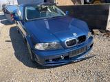 BMW 325Ci - - BMW 325 aus 2001: Coupé, 325ci
