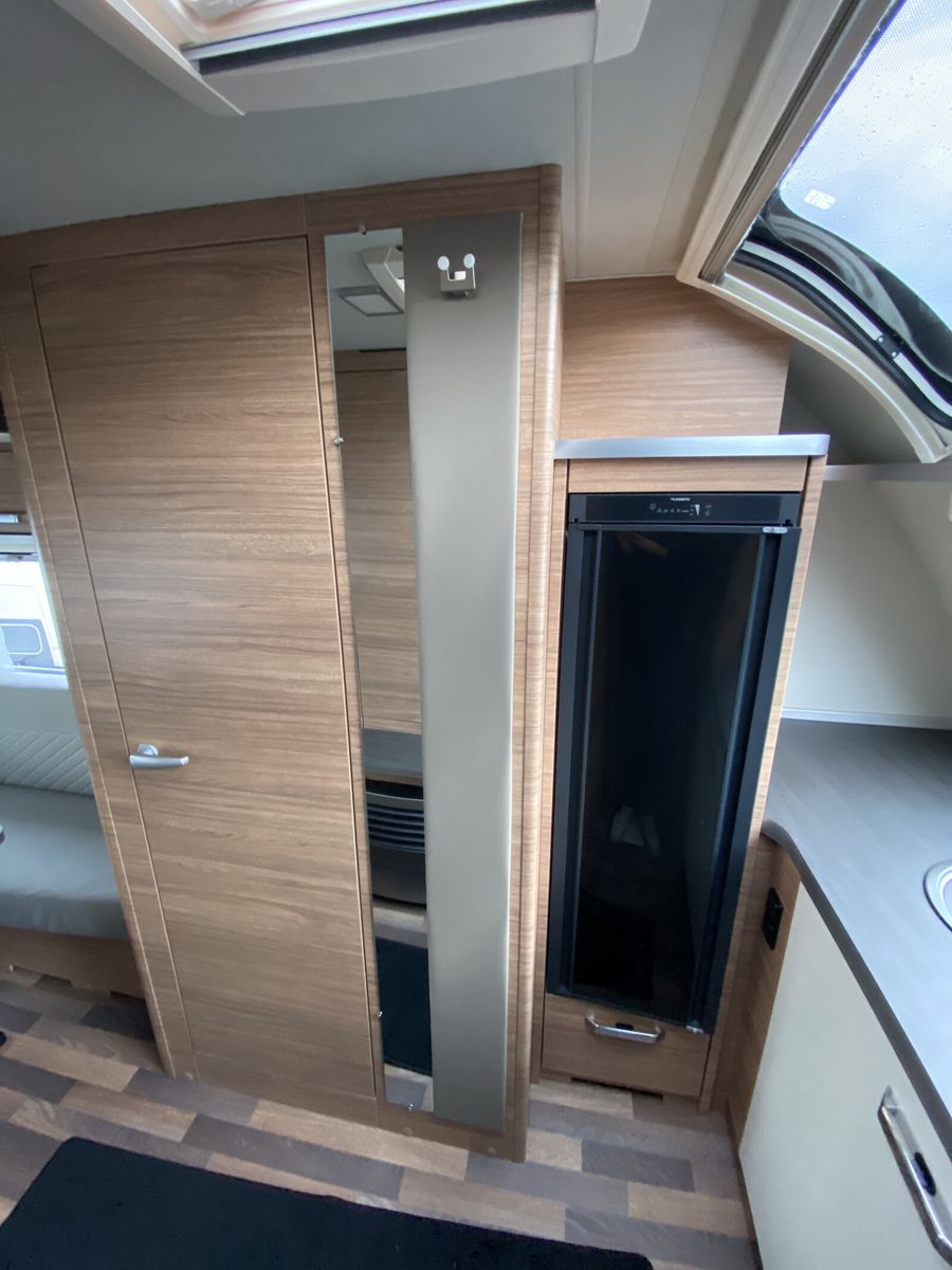 Fahrzeugabbildung Weinsberg CaraOne EDITION HOT 390 PUH