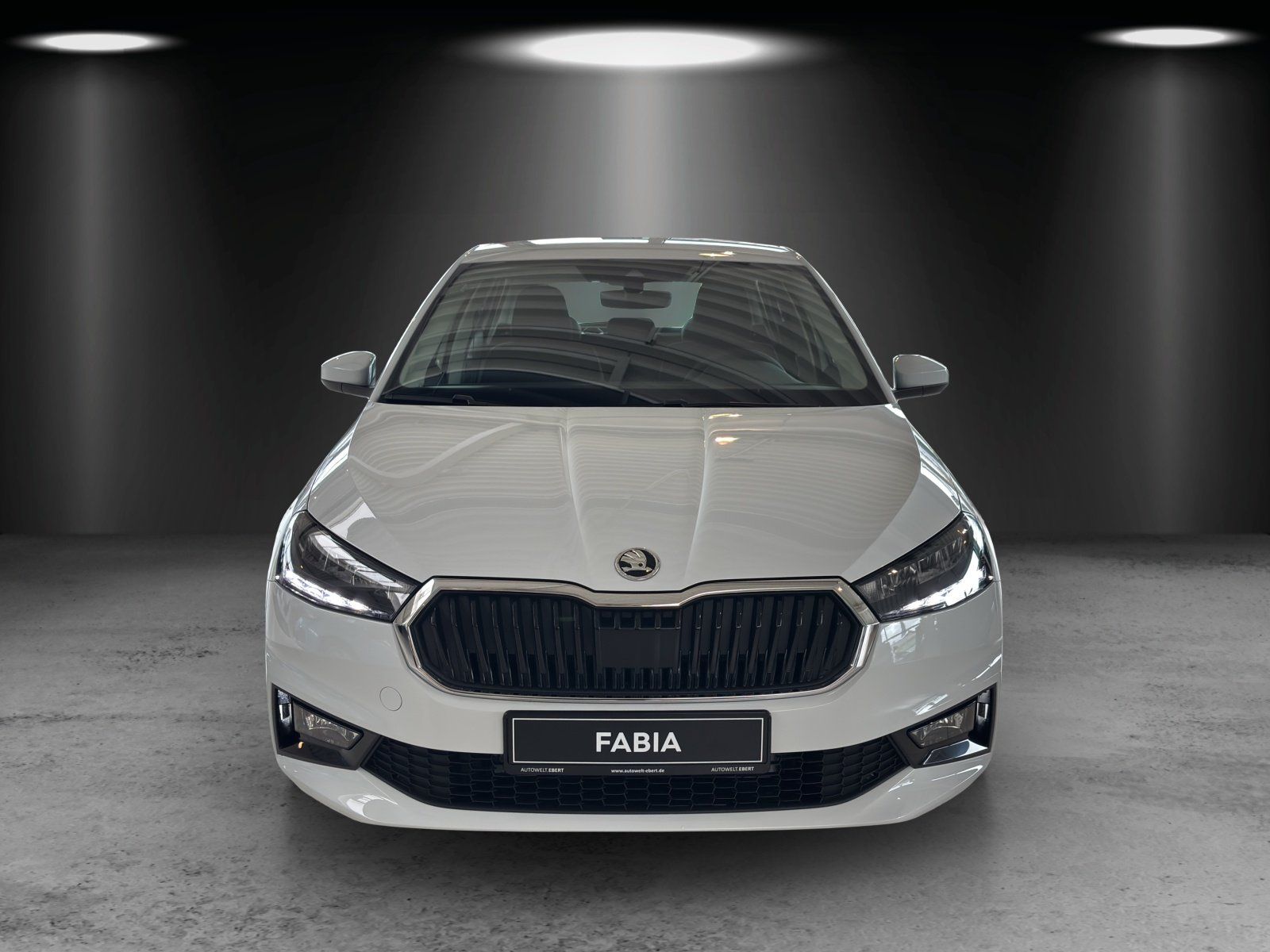 Fahrzeugabbildung SKODA Fabia Essence 1,0 TSI LED+SITZHEIZ+SPURHALTE+PDC
