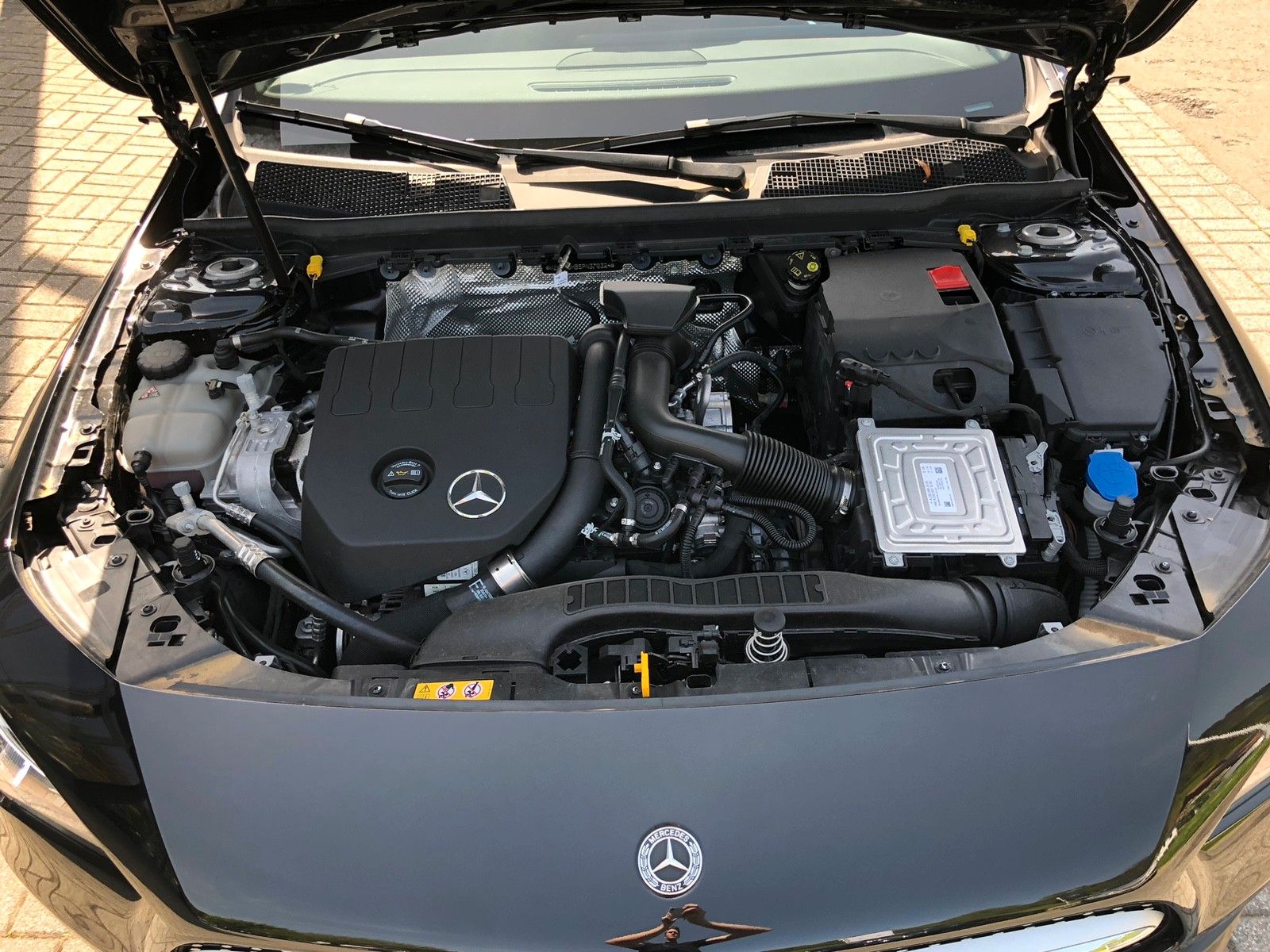 Fahrzeugabbildung Mercedes-Benz CLA 200 Shooting Brake