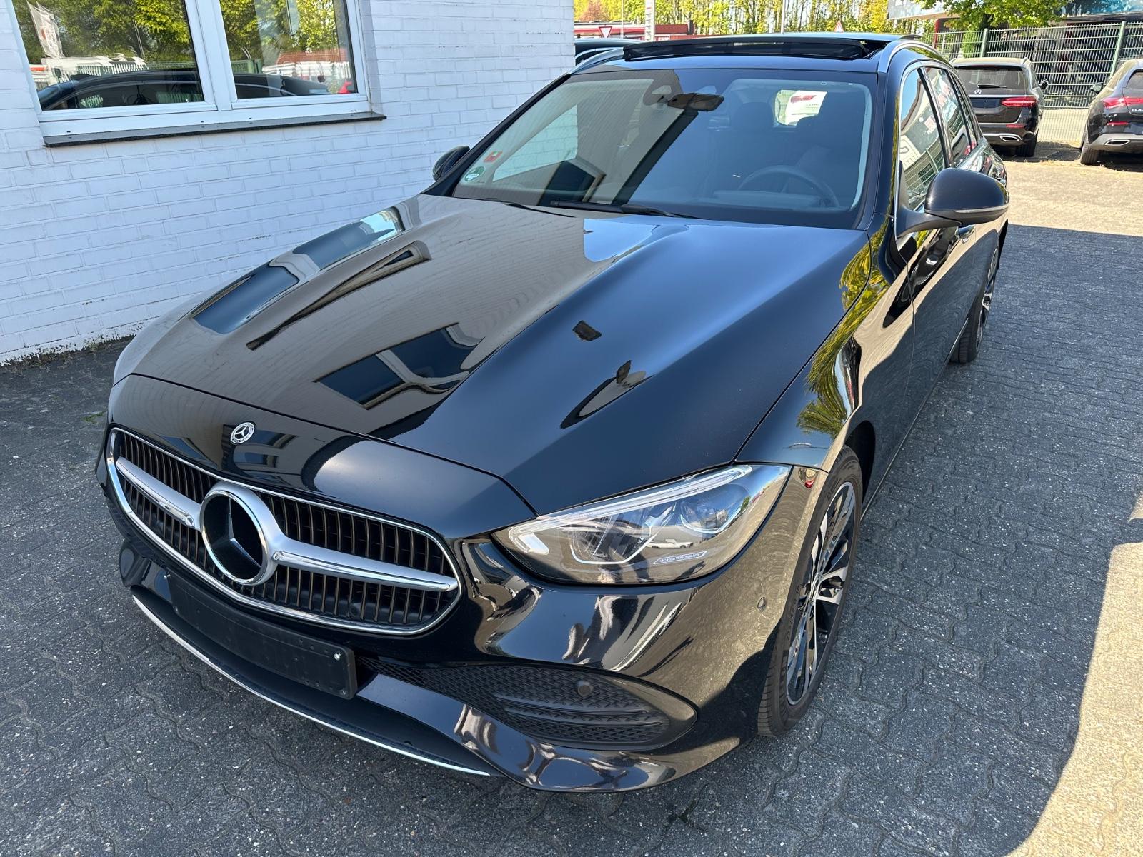 Mercedes-Benz C 300 e T 9G Avantgarde Pano Distro AHK HeadUp