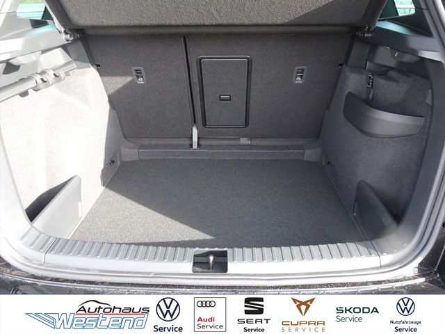 Fahrzeugabbildung SKODA Karoq Sportline 1.5l TSI 110kW DSG LED Navi
