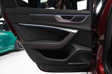 2025 AUDI RS6 缩略图 29