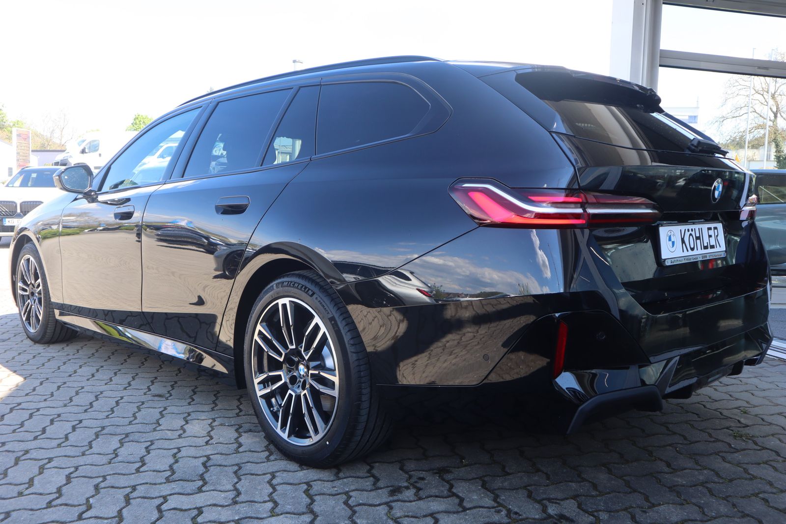 BMW 520d xDrive Touring M Sport/AHK/HK/Lhz/Shz/DAB imagem 3