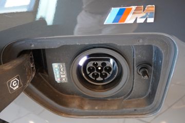 BMW 750 - 8