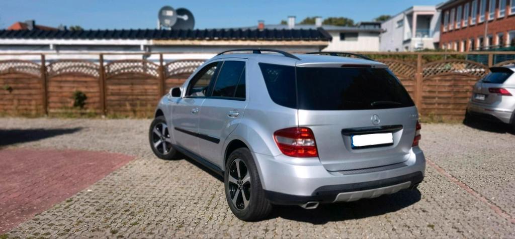 Mercedes-Benz ML 320