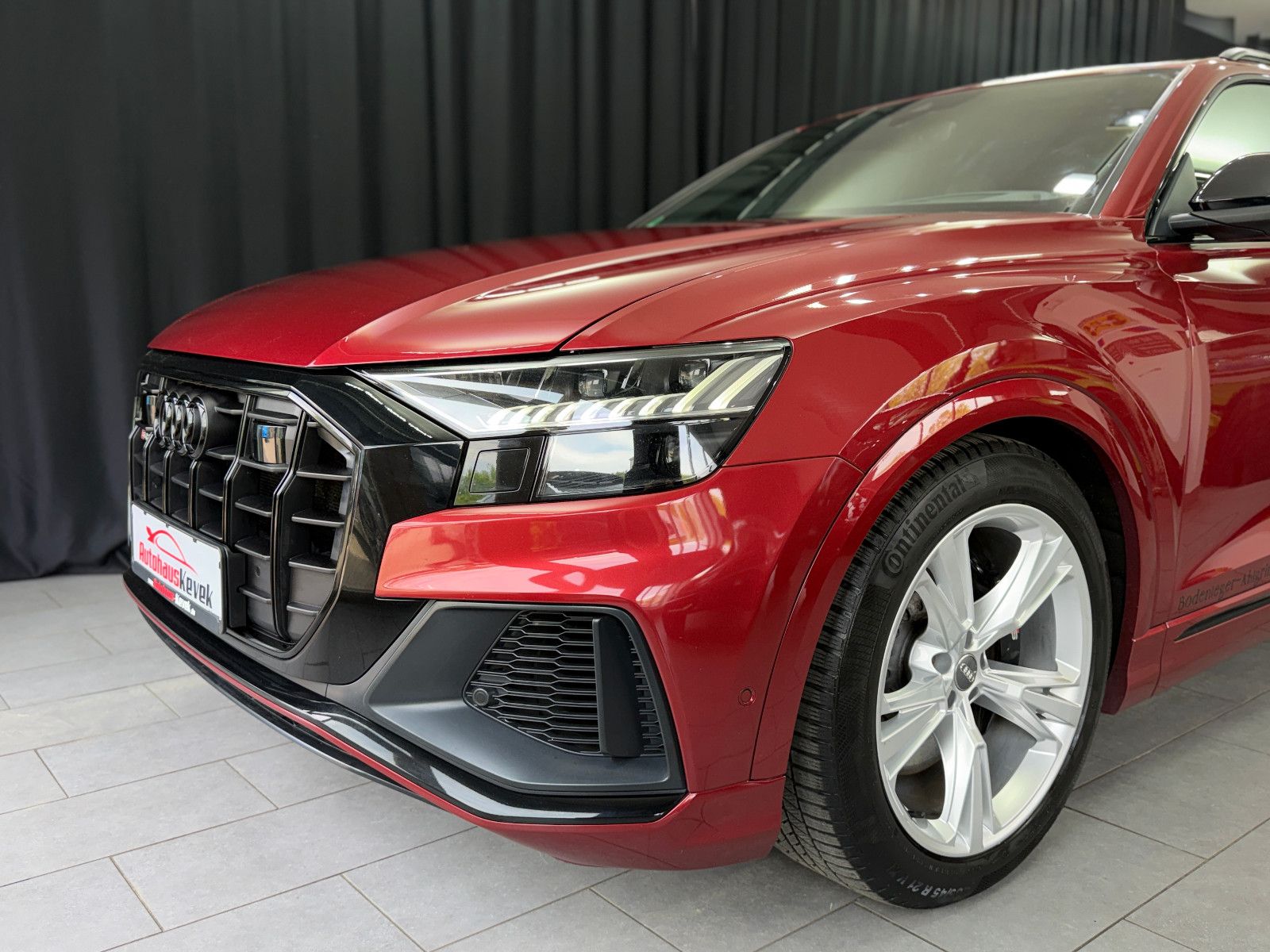 Fahrzeugabbildung Audi SQ8 4.0 TDI quattro|3D BANG&OLUFSEN|RS-SITZE|AHK
