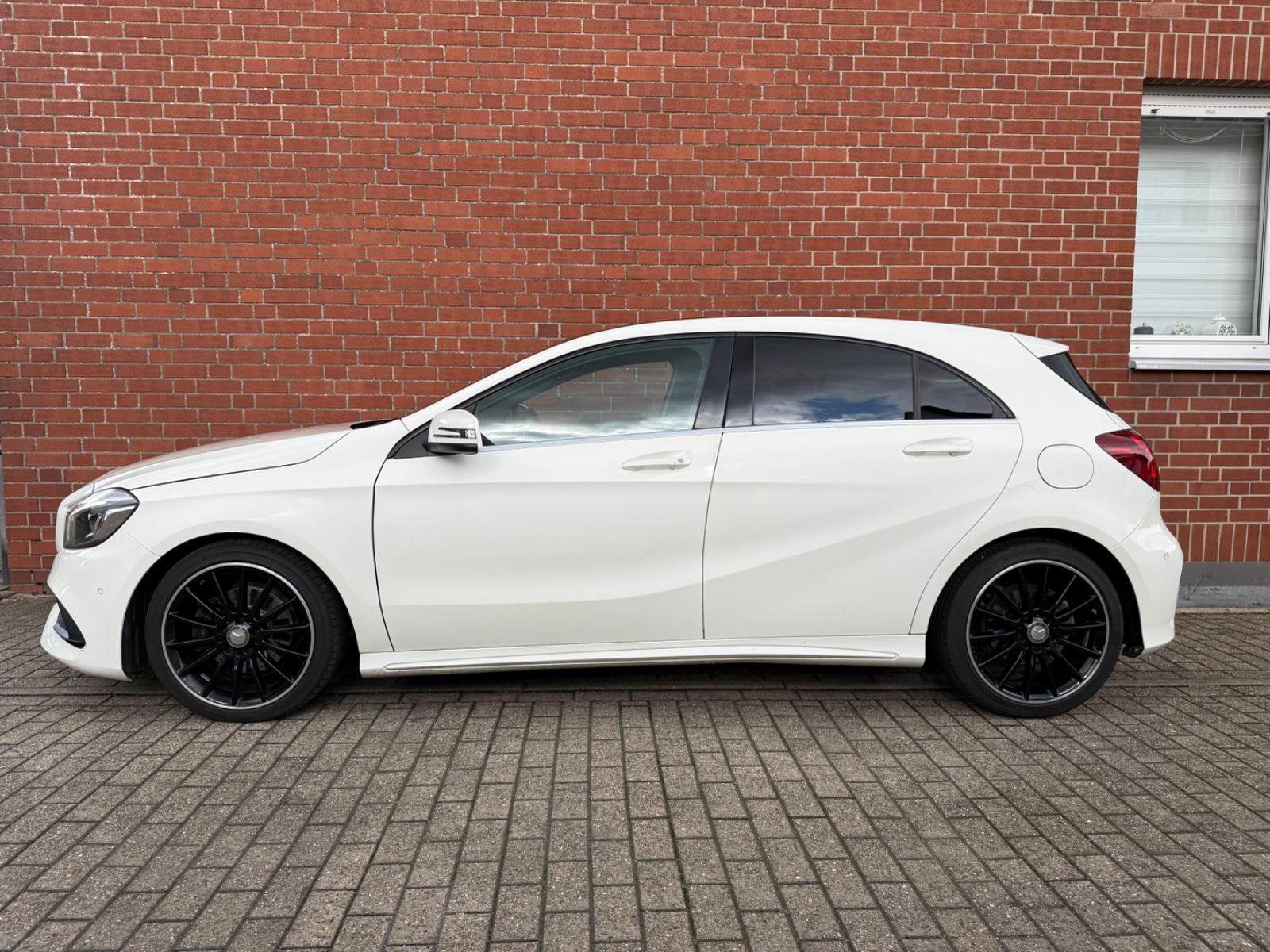 Mercedes-Benz A200d "AMG-Paket"Navi"LED"SiHz"Panorama"Kam