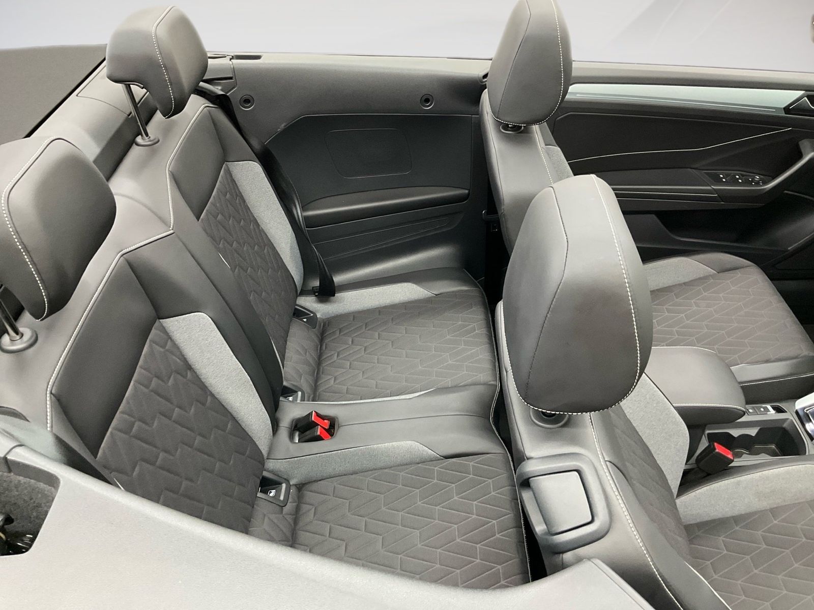 Volkswagen T-Roc - Bild 10