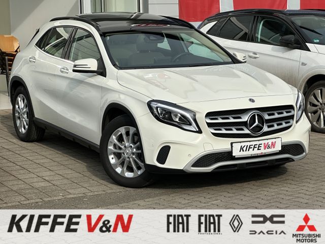 Mercedes-Benz GLA 200 Style NAV MEMORY H/K PANO KAMERA KEYLESS