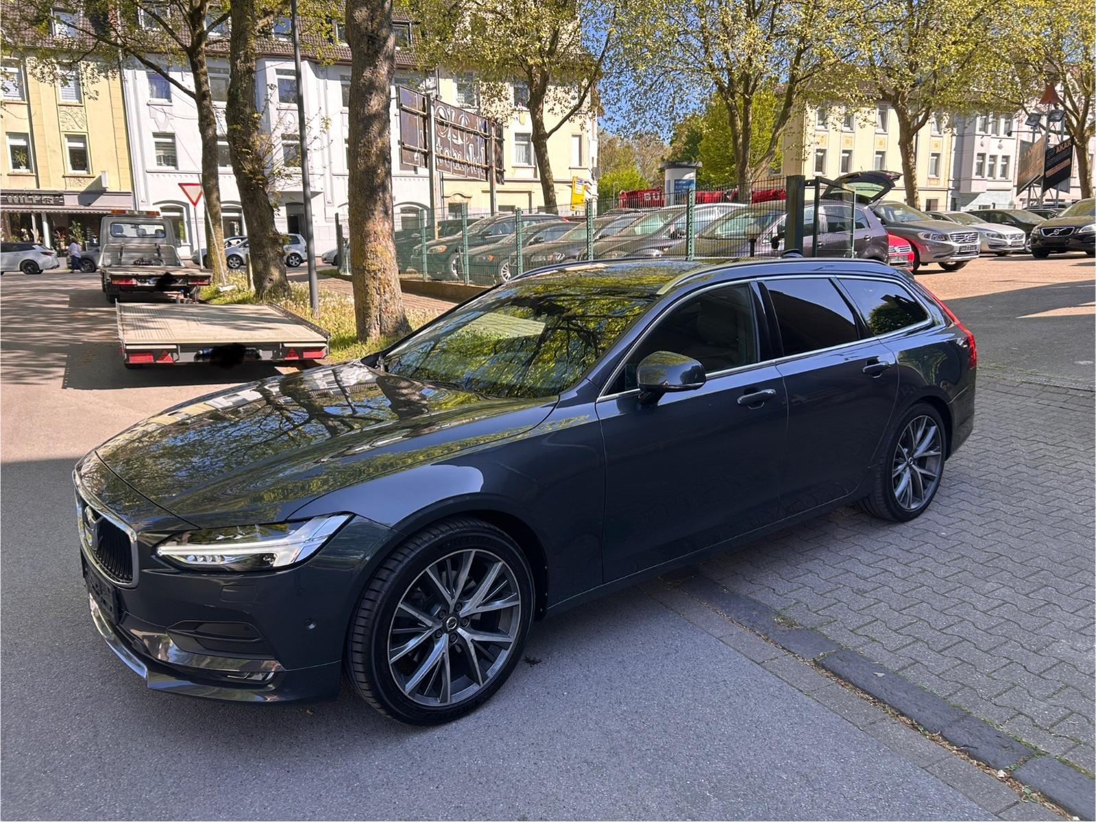 Volvo V90 Kombi Momentum