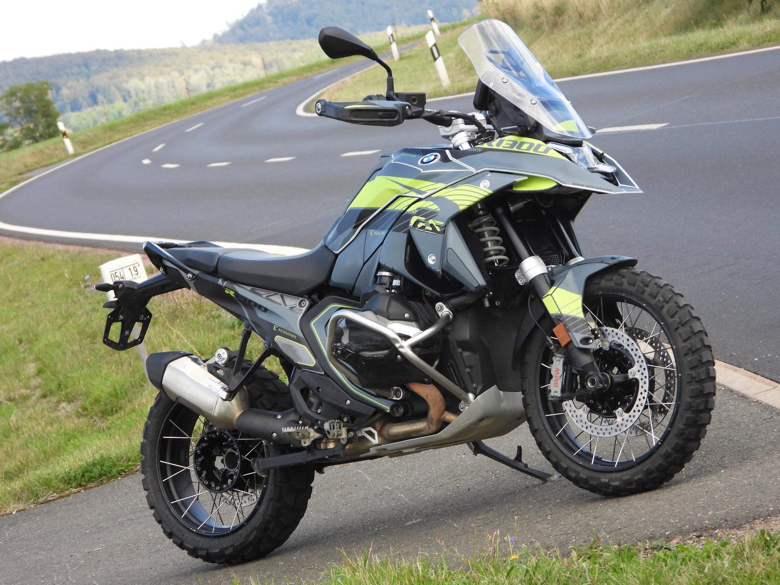 BMW R1300 GS Enduro Pro Paket Sportfederung