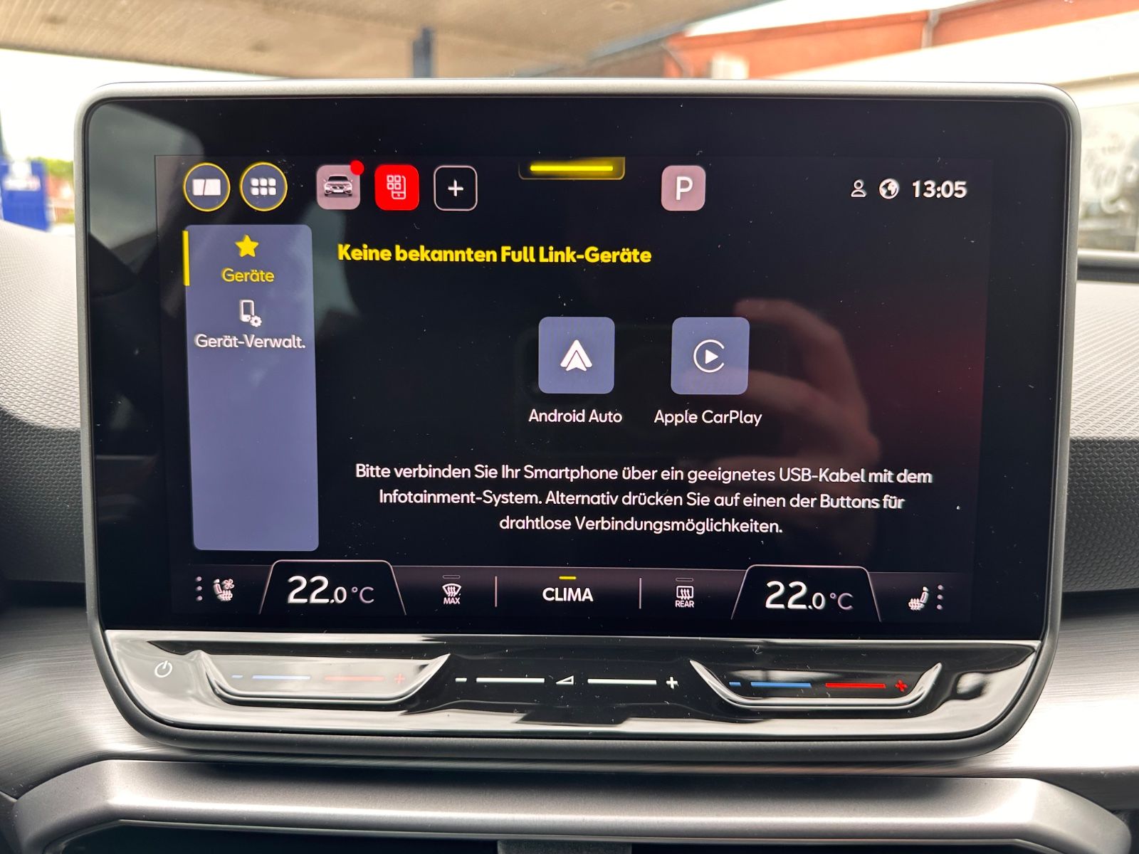 Fahrzeugabbildung SEAT Leon FR 1.5 eTSI LED/PDC/SHZG/RFK/APP