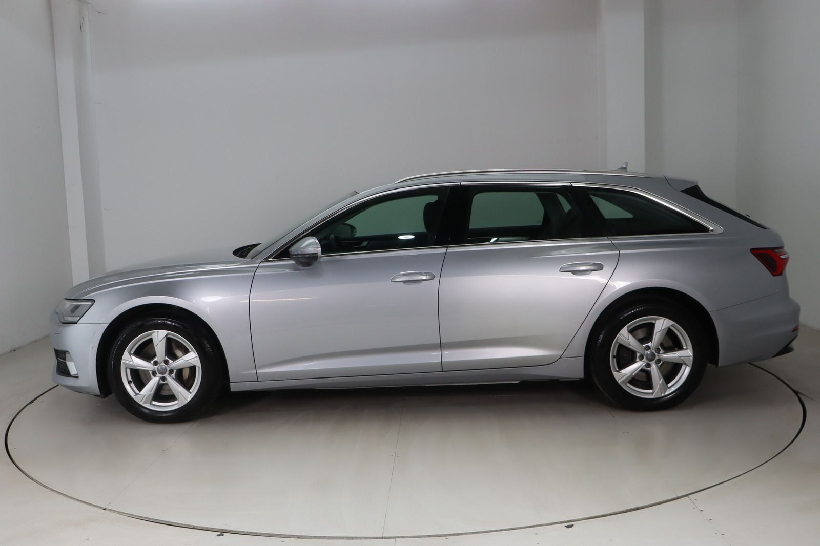 Fahrzeugabbildung Audi A6 Avant 45 TDI quattro sport * MwSt. ausw.
