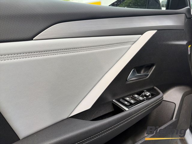 Astra Elegance, 1.2Turbo Navi Digitales Cockpit 