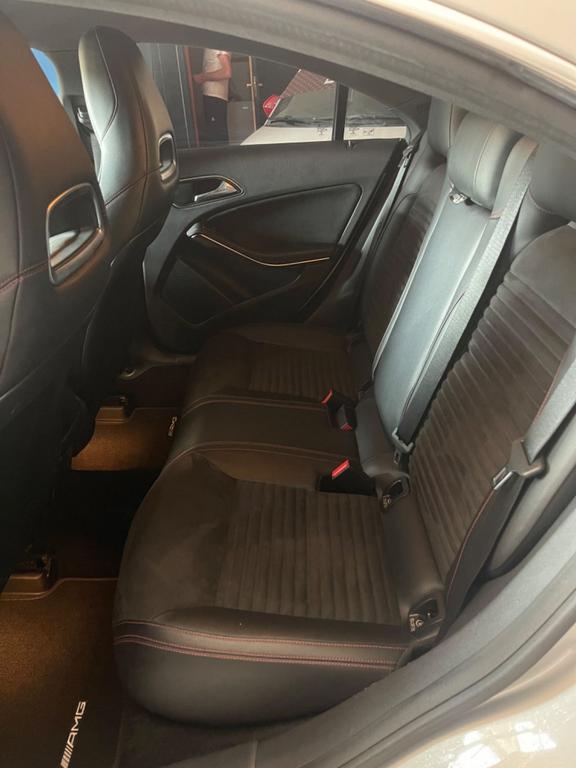 Mercedes-Benz CLA 220