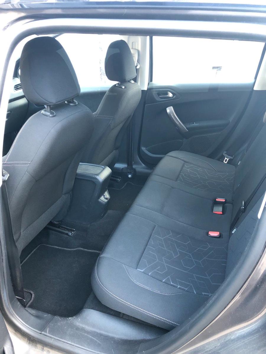 Peugeot 2008 2015 — photo 13