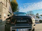 Dodge RAM 1500 V8 5,7