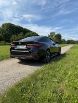 BMW i4 eDrive40 M Sport M Sport Vollausstattung - BMW i4 in Düsseldorf