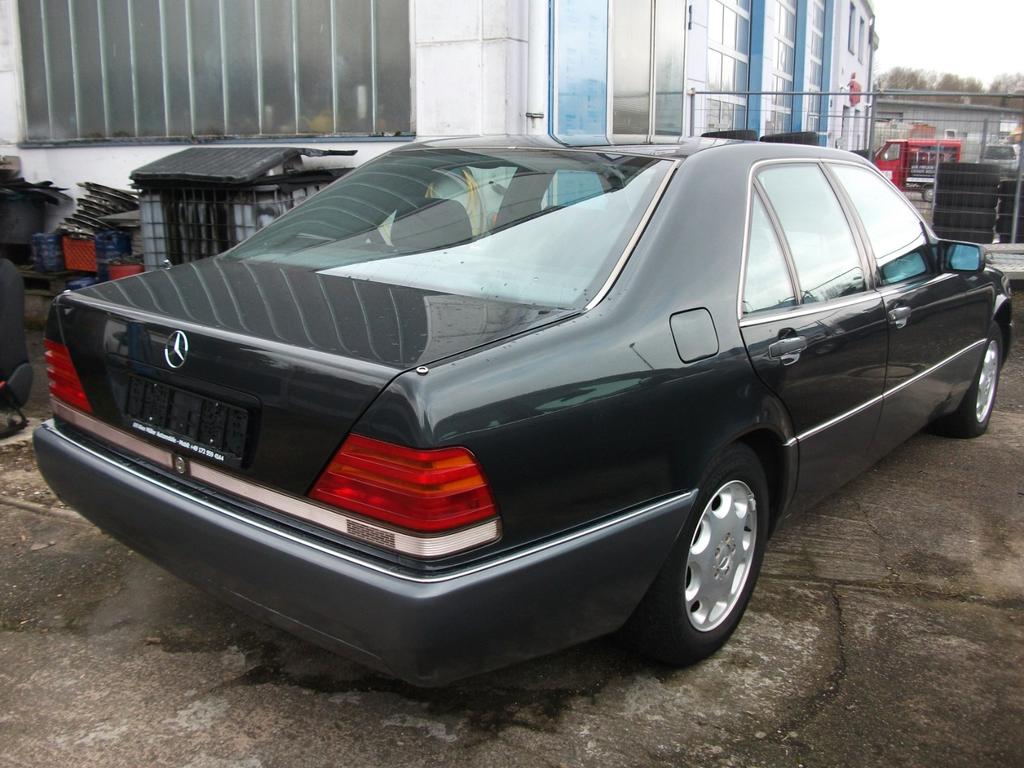 Mercedes-Benz S 300