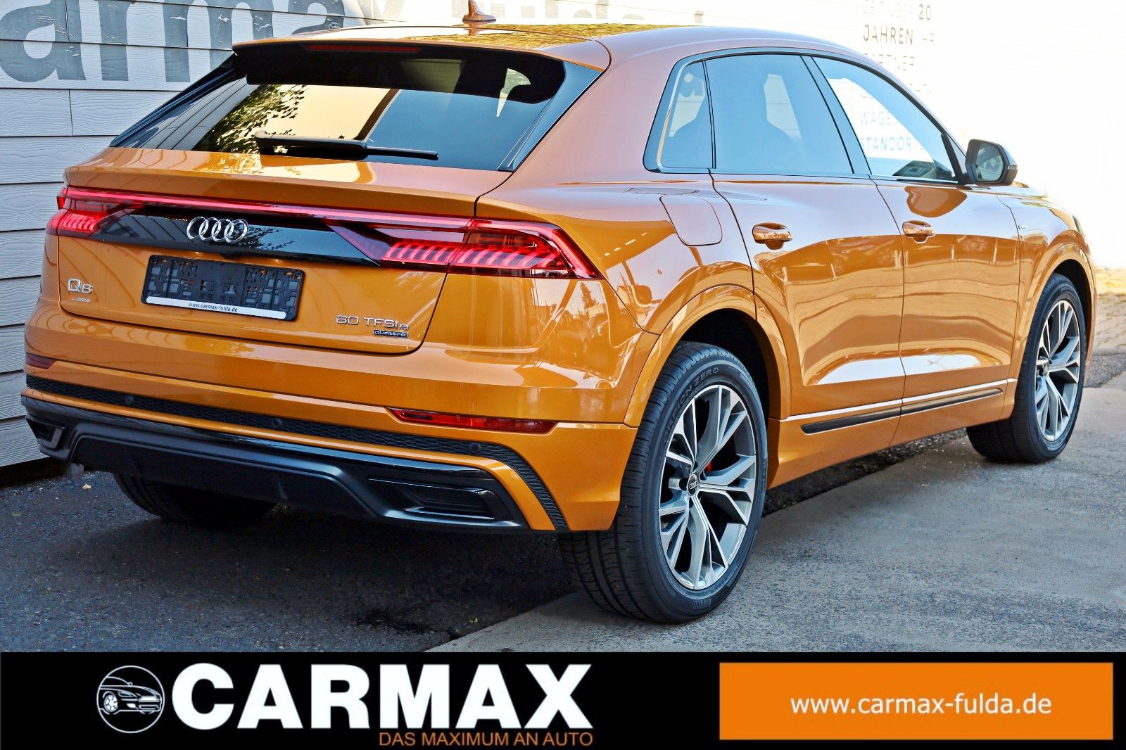 Fahrzeugabbildung Audi Q8 60 TFSI e quattro,S Line,Matrix, CarPlay, 21"
