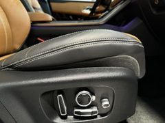 Foto Nummer 14: LAND ROVER Range Rover Velar