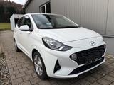Hyundai i10 1.2 84 PS Klimaautomatik 1 Hand unfallfrei - Hyundai i10 Gebrauchtwagen in Stuttgart
