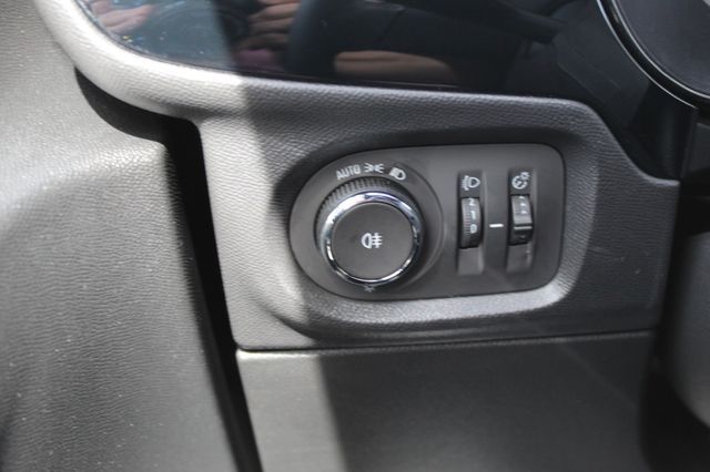 Fahrzeugabbildung Opel Corsa F 1.2 Turbo GS KlimaA,LED,Navi,SHZ,Kam.,LM