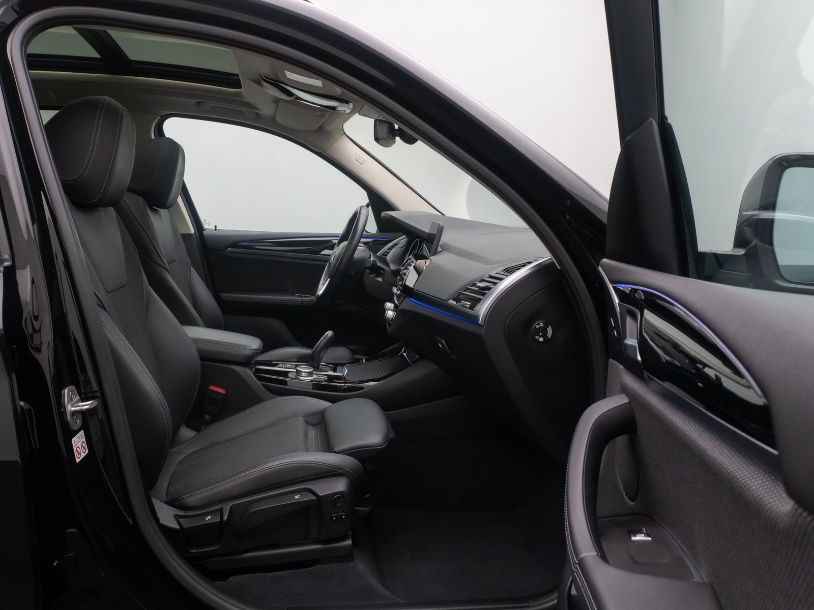 Fahrzeugabbildung BMW X3 xD20d xLine Panorama Sport Individual 18Zoll