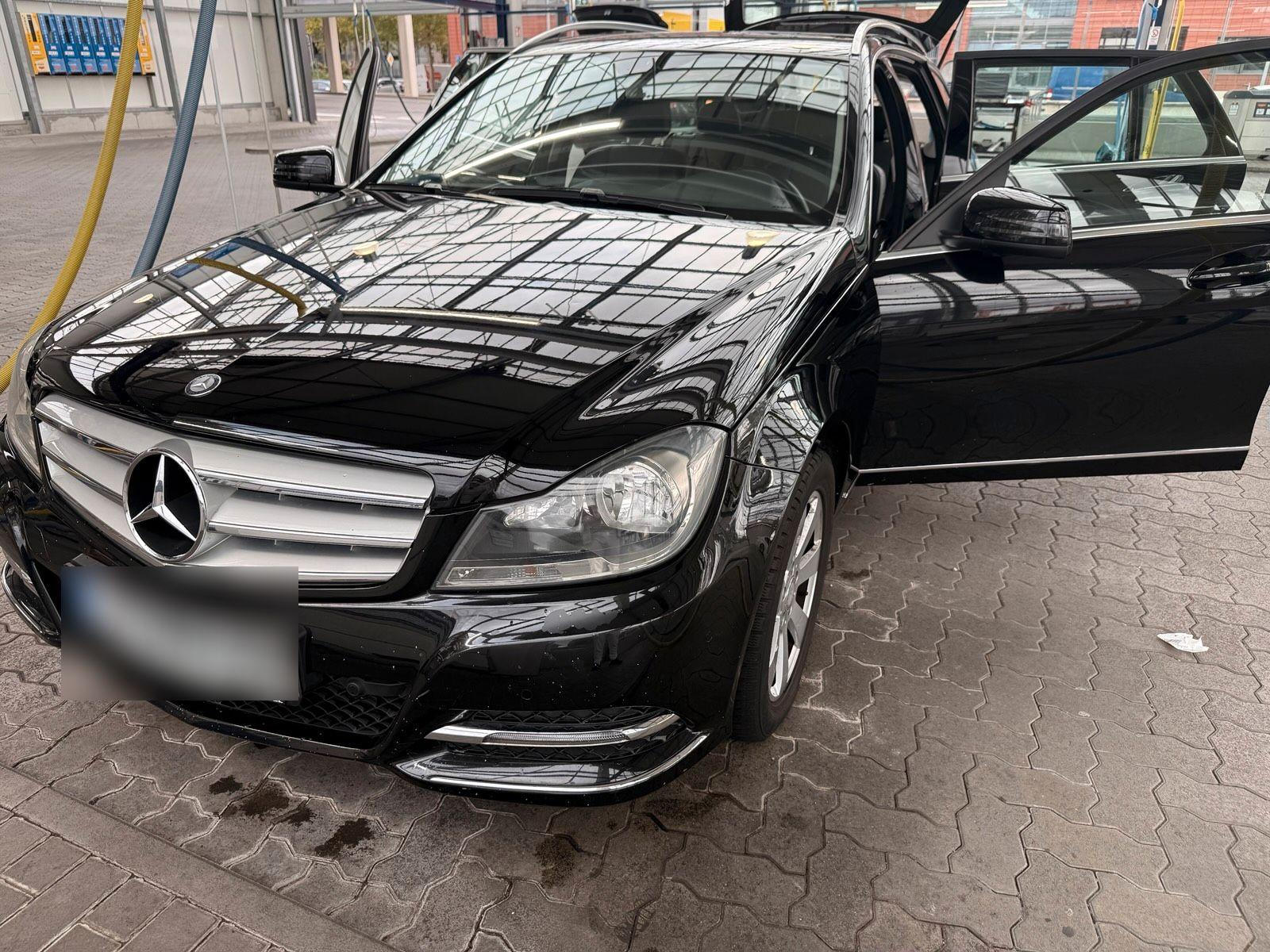 Mercedes-Benz C 180