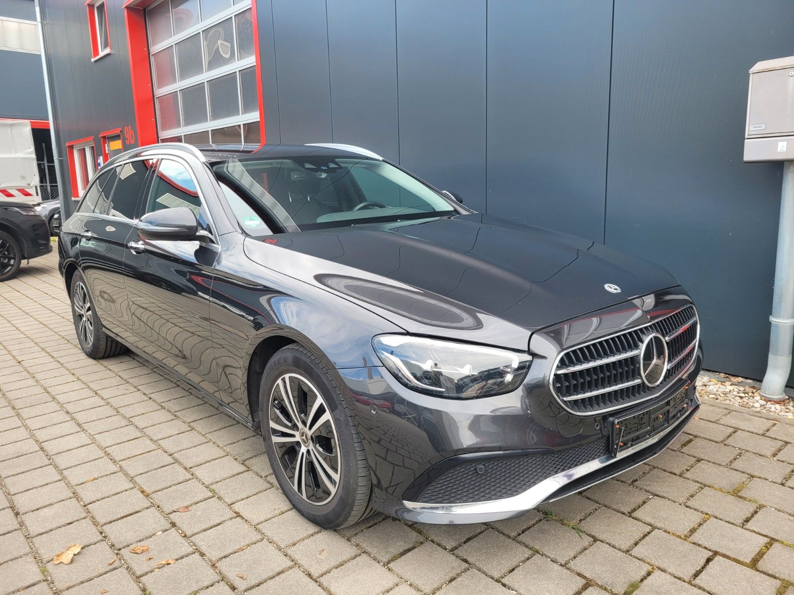 MERCEDES-BENZ E 220 d T Aut. 4Matic Avantgarde