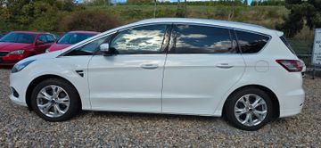 Ford S-Max - 12