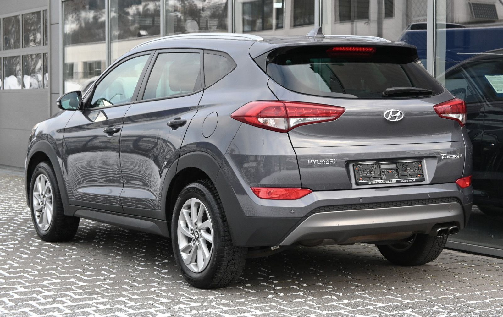 Fahrzeugabbildung Hyundai TUCSON 1.6 T-GDI Intro Edition °PDC VO+HI°KAMERA