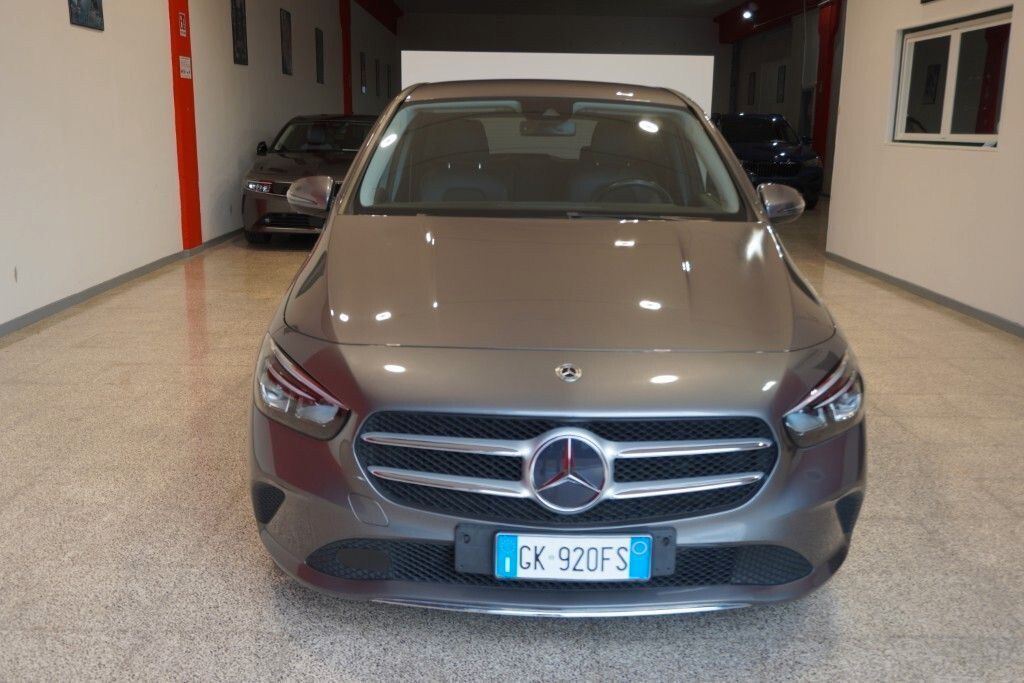 Mercedes-Benz MERCEDES-BENZ B 180D 115CV AUTOMATIC SPORT PLUS imagem 2