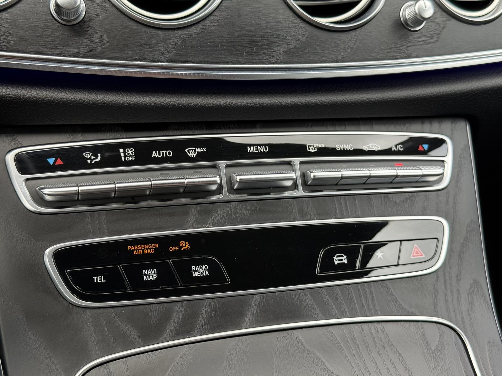Mercedes-Benz E 200 d,T-M Avantgarde,T-Leder,R-Kam,Ambiente
