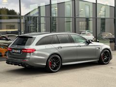 MERCEDES-BENZ E 63 AMG - Ansicht 4