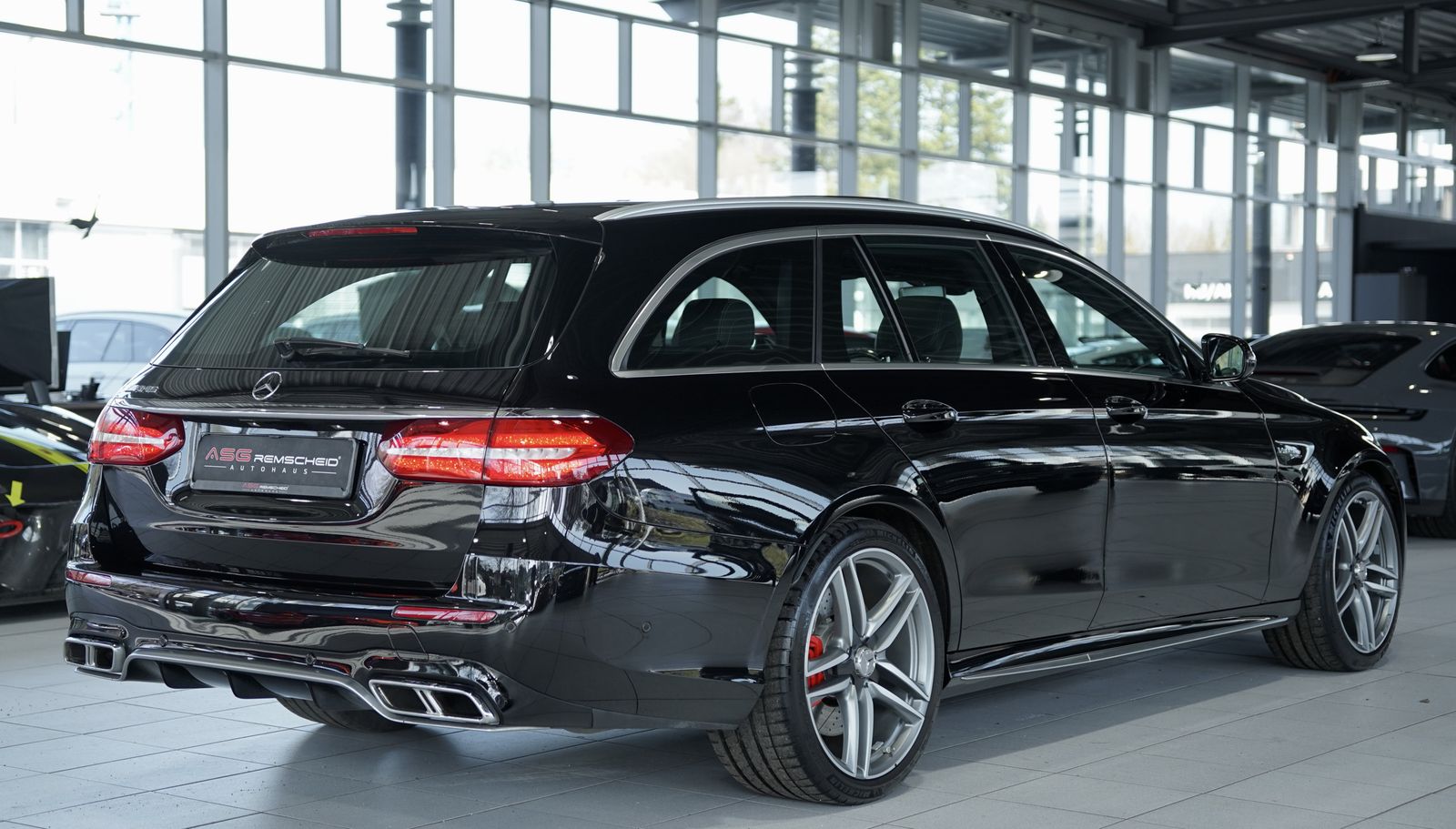 Mercedes Benz E 63 Amg