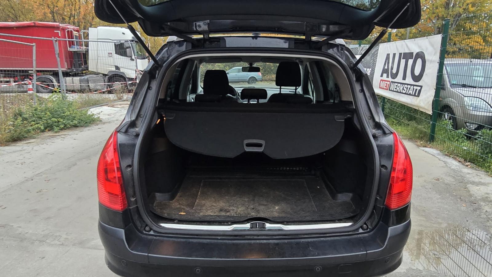 Peugeot 308 2011 — photo 5
