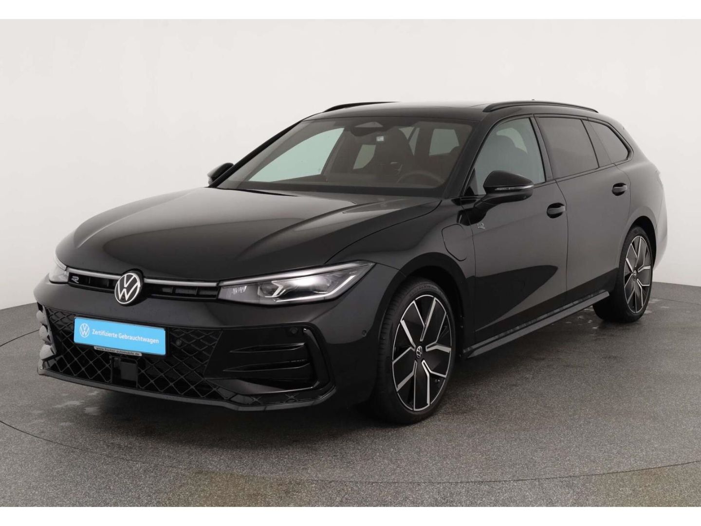 Volkswagen Passat - Bild 2