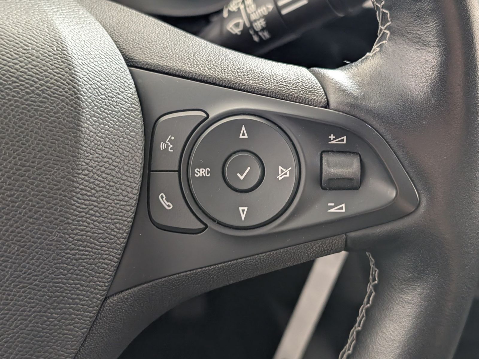 OPEL Corsa  1.2 Elegance Kamera LED SHZ – Bild 29