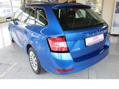 Fahrzeugabbildung Skoda Fabia Ambition 1.0TSI Apple CarPlay,Sitzheizung,