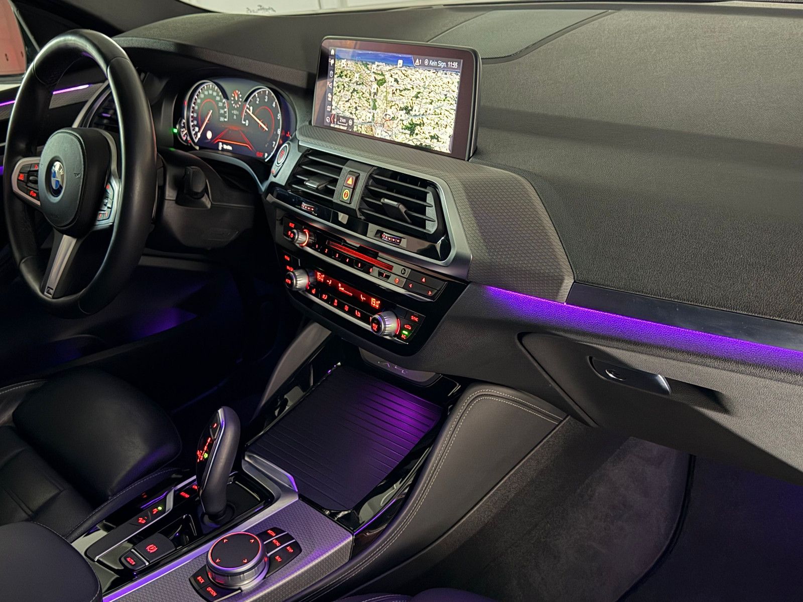 Fahrzeugabbildung BMW X4 xDrive 30 i M SPORT/LED/ NAVI PROF/HuD/1.HAND