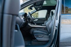 AUDI Q7 TDI / S LINE/ 22"/ ADVANCED/ PANO/ 7 SITZE AUDI Q7 TDI / S LINE/ 22"/ ADVANCED/ PANO/ 7 SITZE