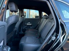 MERCEDES-BENZ B 180/ LENKRADHEIZUNG/ LED/ NAVI/ SPURASSISTENT MERCEDES-BENZ B 180/ LENKRADHEIZUNG/ LED/ NAVI/ SPURASSISTENT